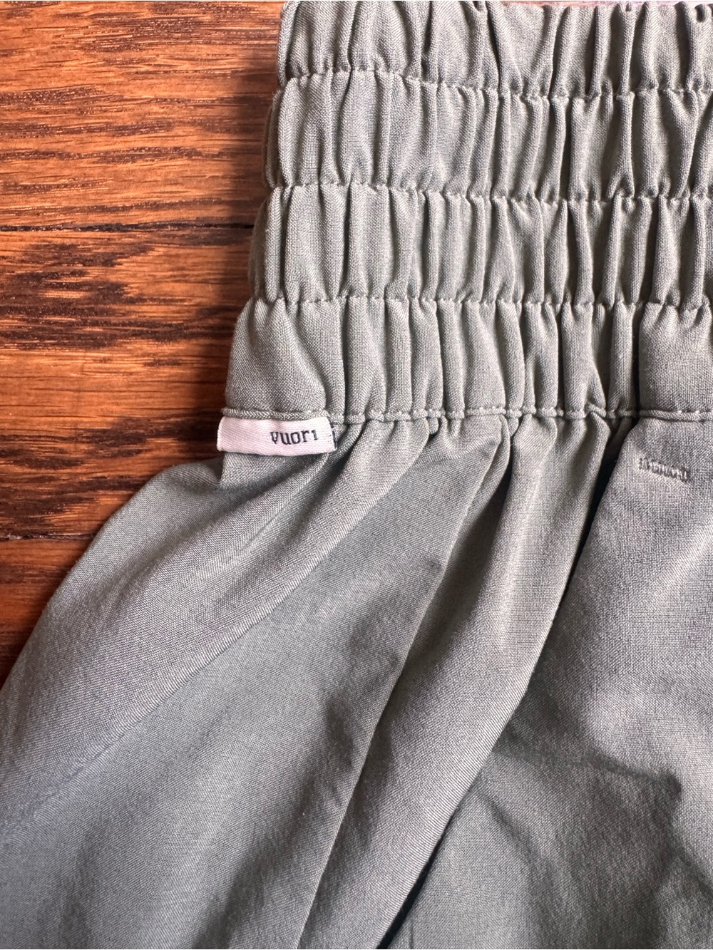 Vuori Villa Shorts - Pistachio S - Picture 2 of 3